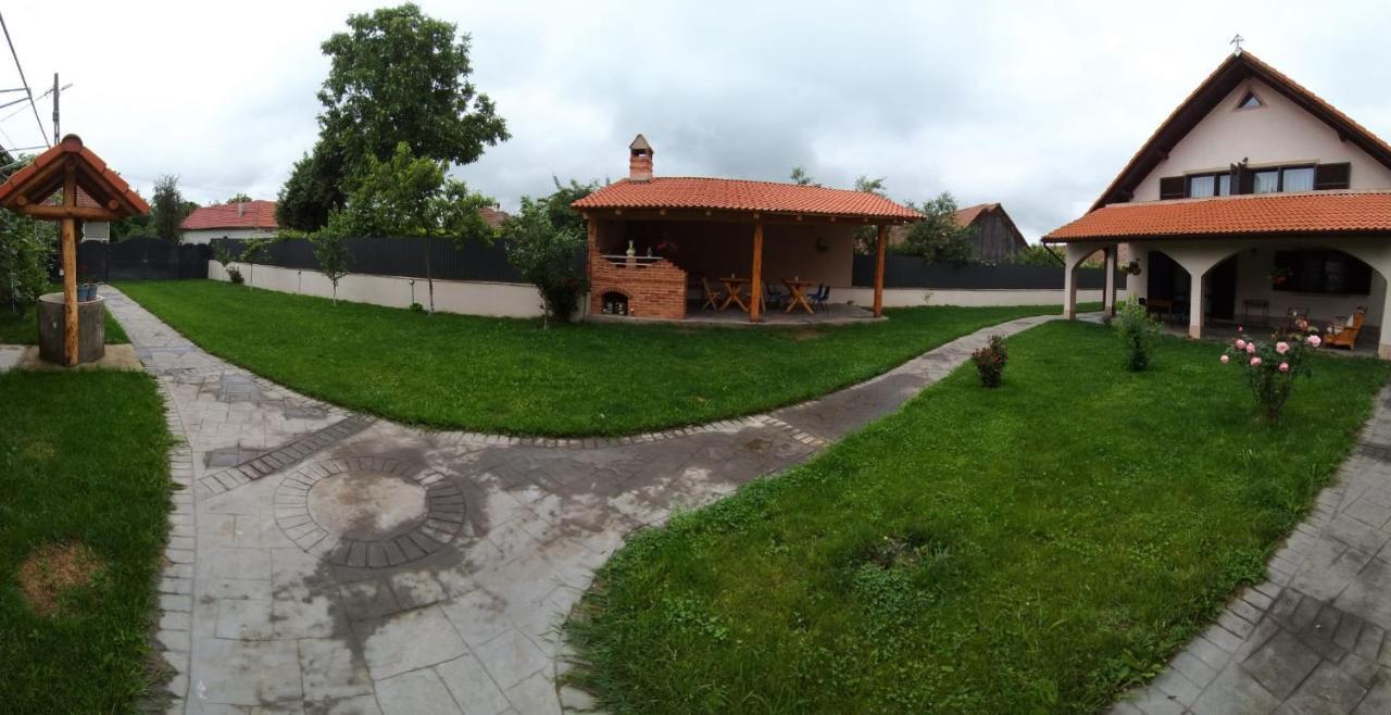 Pensiunea Simona Sîmbăta de Sus Exterior foto